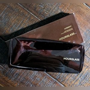 Hourglass Ambient Lighting Palette